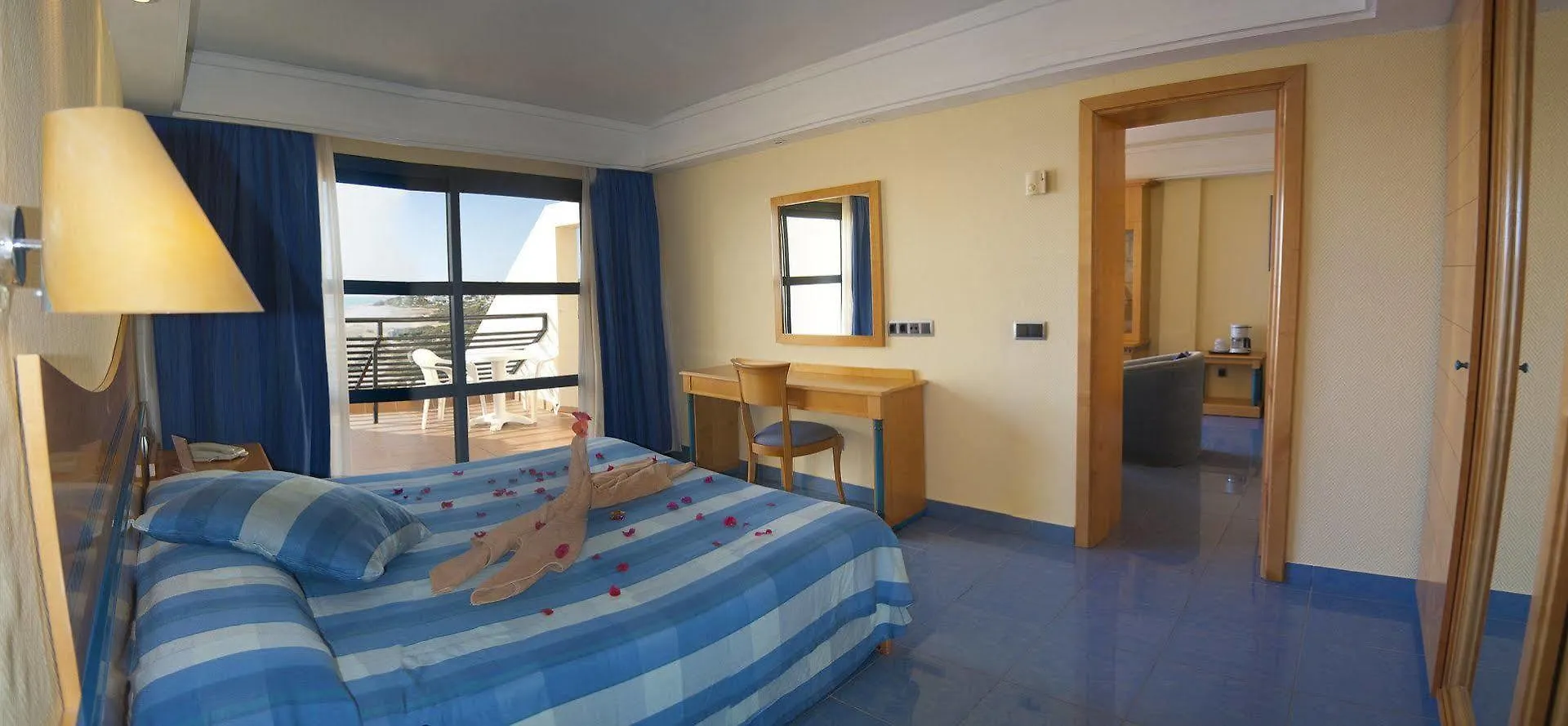 Sbh Crystal Beach Hotel & Suites - Adults Only Costa Calma 4*,  Spain